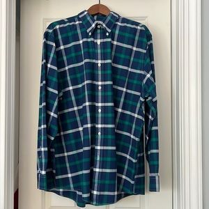 Gorgeous Brooks Brothers 100% cotton plaid shirt.